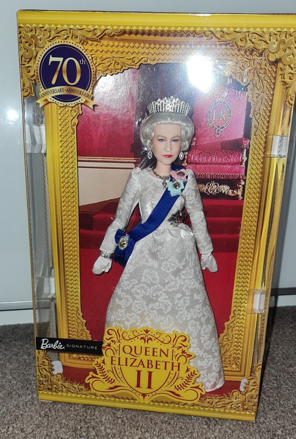 Picture of: Barbie Signature Queen Elizabeth cm Figure – HCB online kaufen